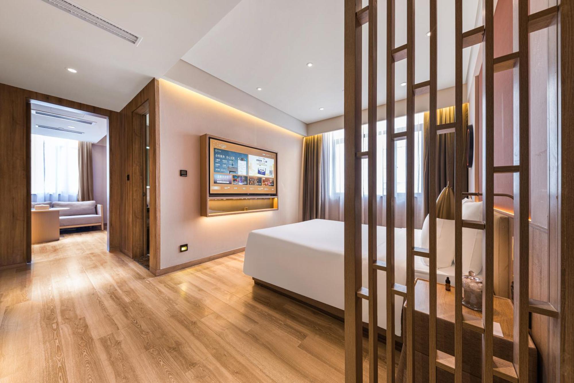 Hongqiao Hub Minbei Road Orange Crystal Hotel Shanghai