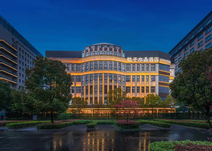Shanghai Hongqiao Hub Minbei Road Orange Crystal Hotel