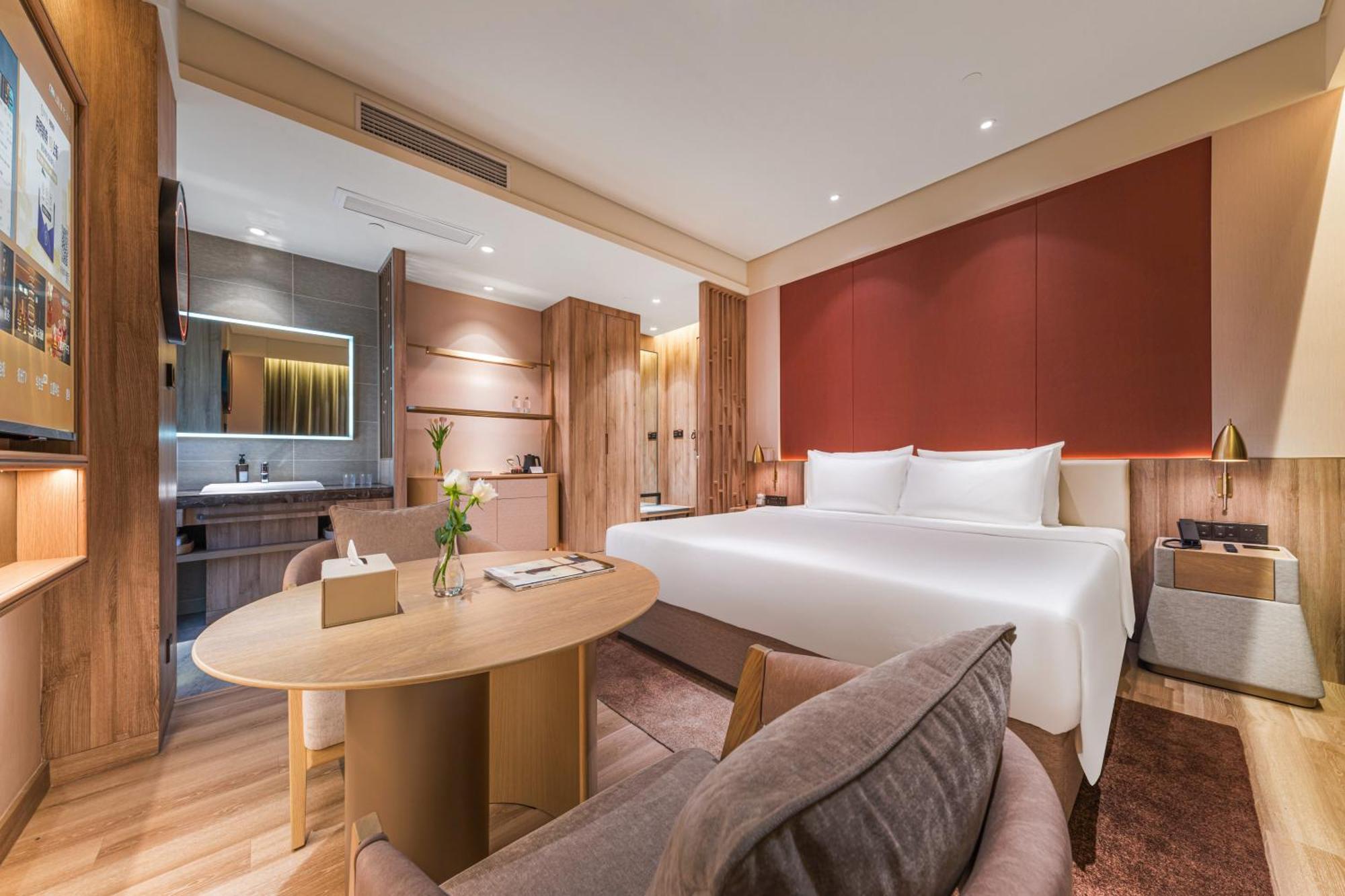 Hongqiao Hub Minbei Road Orange Crystal 4* Shanghai